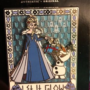 Disney’s frozen let it Glow Pin Trading Pin